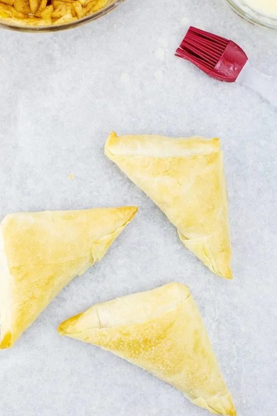 pastelitos de manzana en masa filo